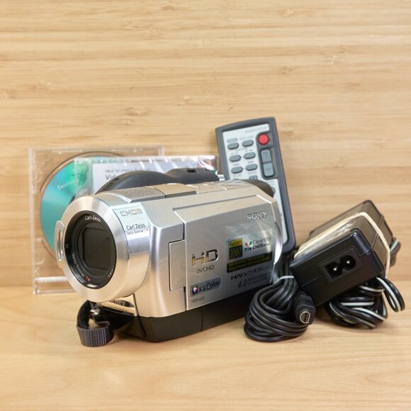 Sony HDR-UX5 DVD Handycam Camcorder, 1080i HD, Carl Zeiss Lens, Tested - Picture 2 of 9